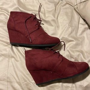 Maroon wedge ankle bootie